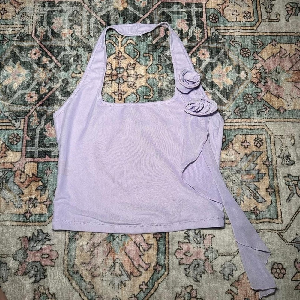 White Fox‎ asymmetrical lavender crop top